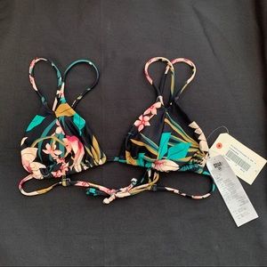 Billabong bikini top